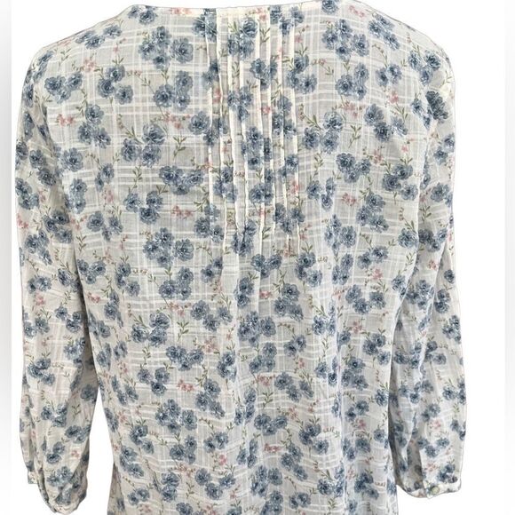 Lauren Jeans Co Ralph Lauren floral top with tiny pleats in front w/ buttons S - Picture 4 of 8